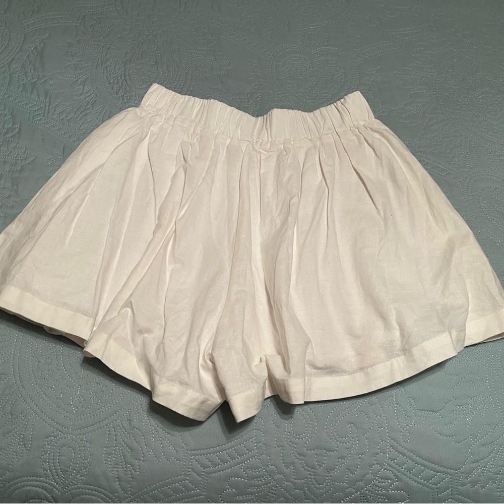 MABLE White Linen Blend Pleated Shorts Size S - Picture 7 of 10